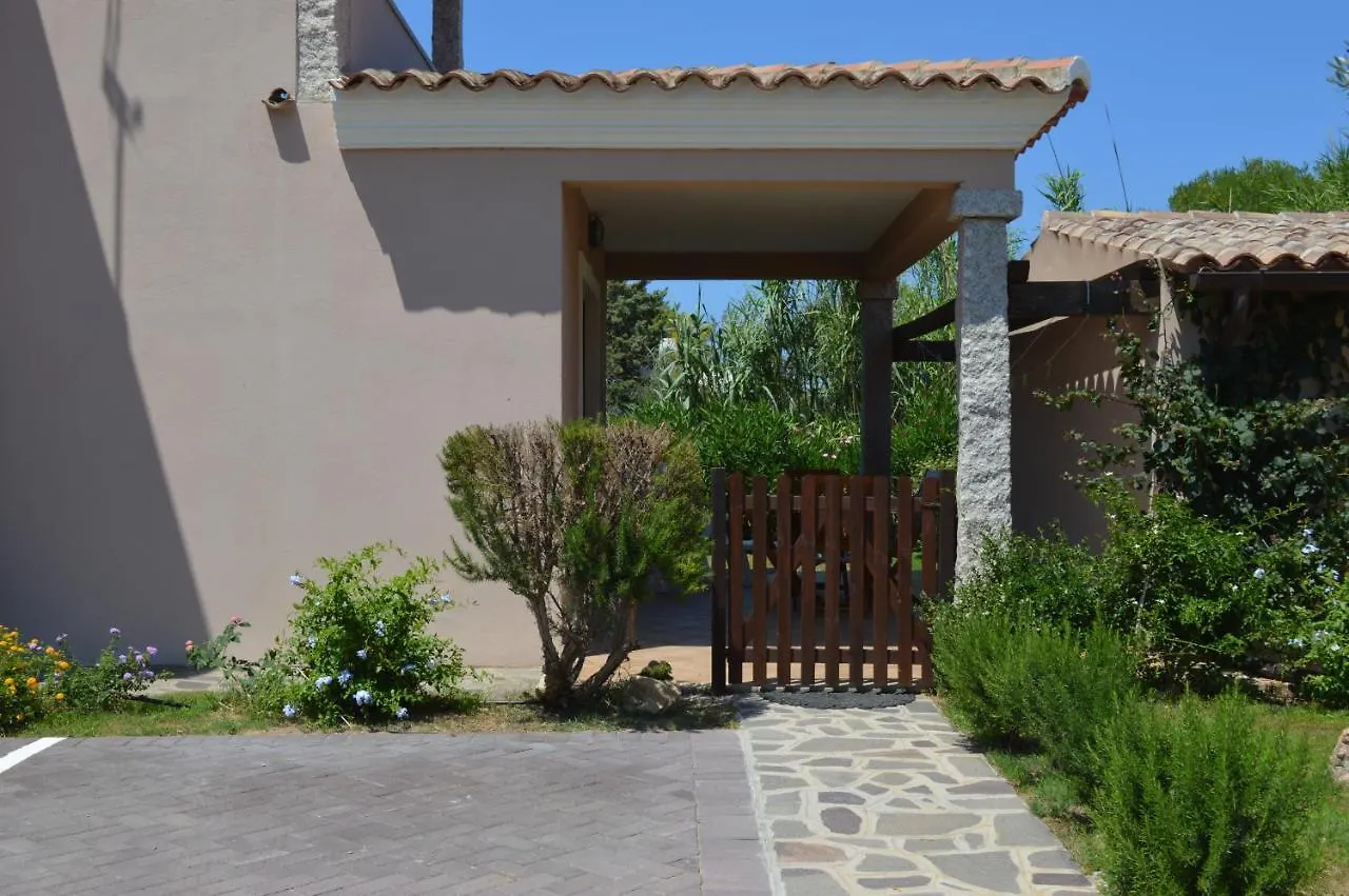 Appartamenti Lu Fraili San Teodoro  Apartment