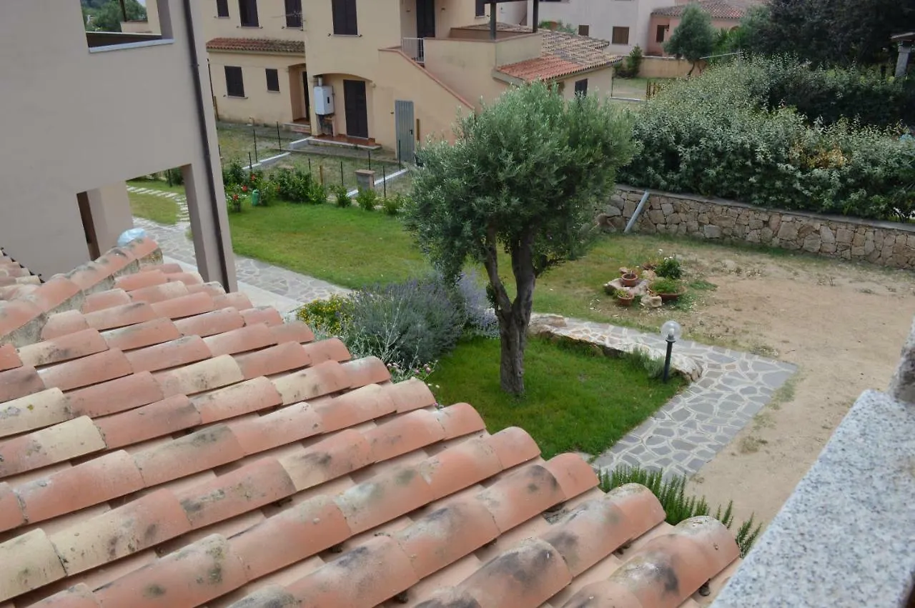 Apartment Appartamenti Lu Fraili San Teodoro