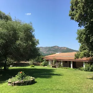  Alloggio per agriturismo Su Pirastru